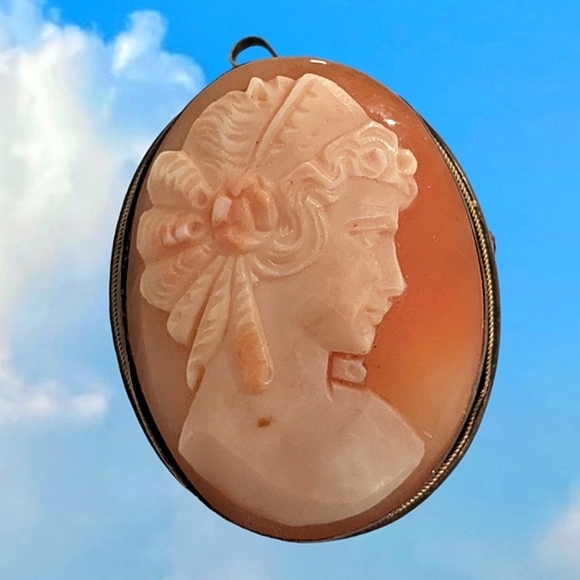 Vintage silver shell cameo brooch pendant. Estate - Picture 5 of 16